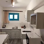 Ragousis * Parikia (Paros)