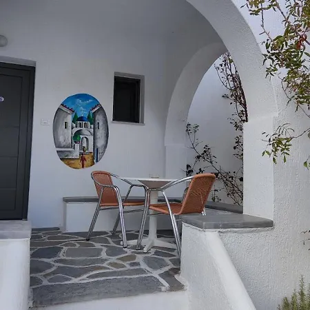 Ragousis Apartment *