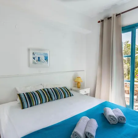 Ragousis Apartment Parikia (Paros)