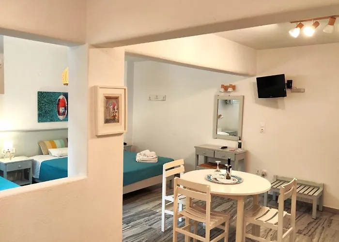 Ragousis * Parikia (Paros)