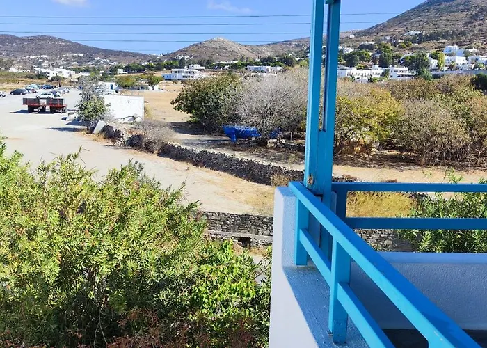 Ragousis * Parikia (Paros)