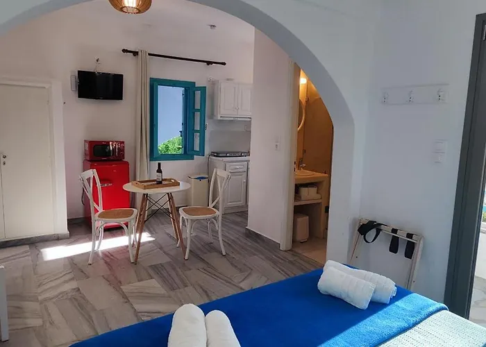 Ragousis * Parikia (Paros)